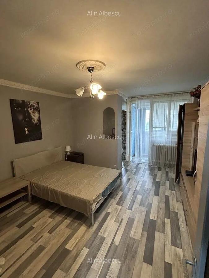 Garsoniera complet utilata, etaj intermediar, 2 lifturi, Calea Vitan - 3