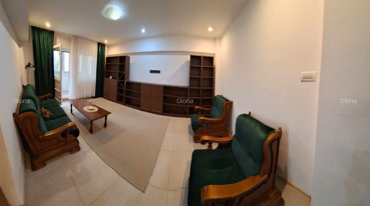 Apartament cu 3 camere decomandat, mobilat în P-ța Unirii - 2
