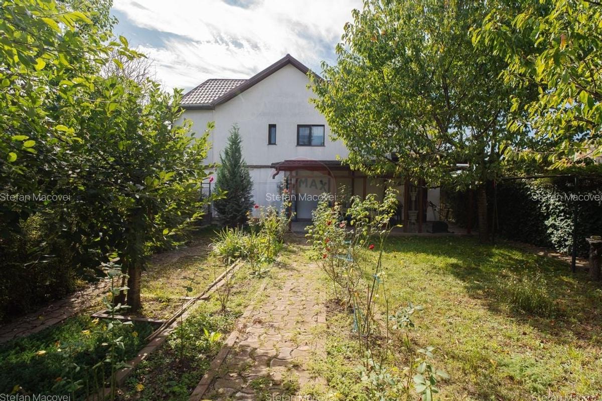 Casa de vanzare 184 m.p pe Sos. Voinesti Nr12- Iasi - 2
