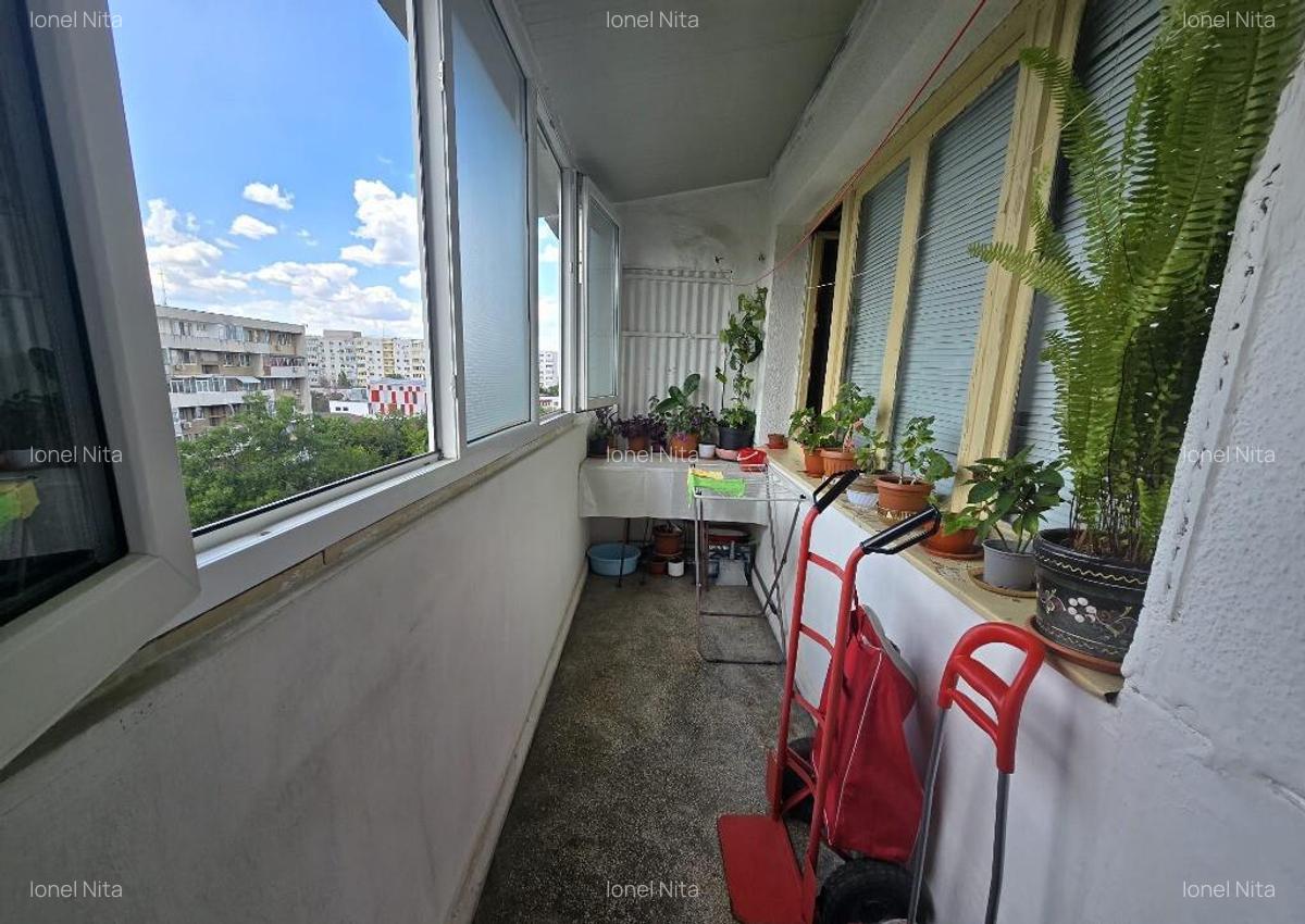 Bld. Basarabia Campia Libertatii, 2 cam, bloc reabilitat - 4