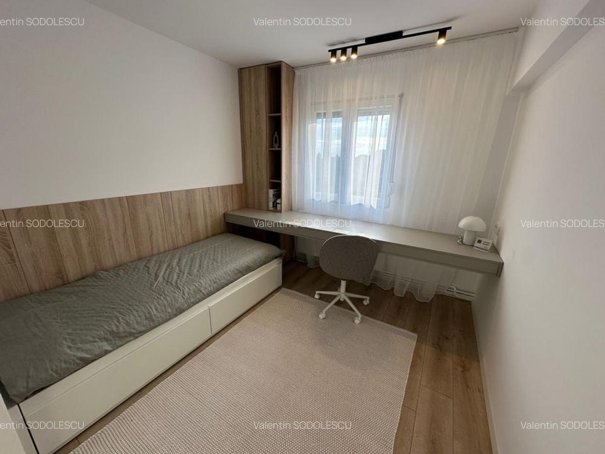Apartament cu 3 camere semidecomandat în Circumvalațiunii - 17