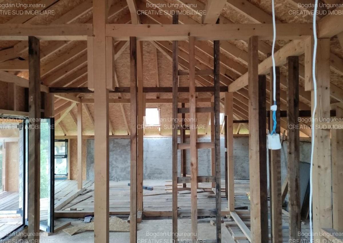 Sinaia / Peles - Vila D+P+M - 10 Camere - 260 mp utili - 700 mp teren - 16