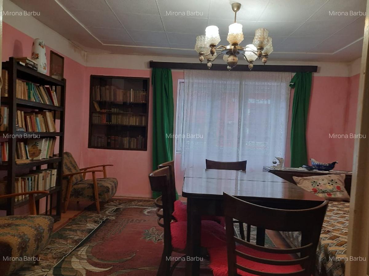 Casa 4 camere mobilate, garaj, gradina si atelier, Resita, zona Muncitoresc - 1