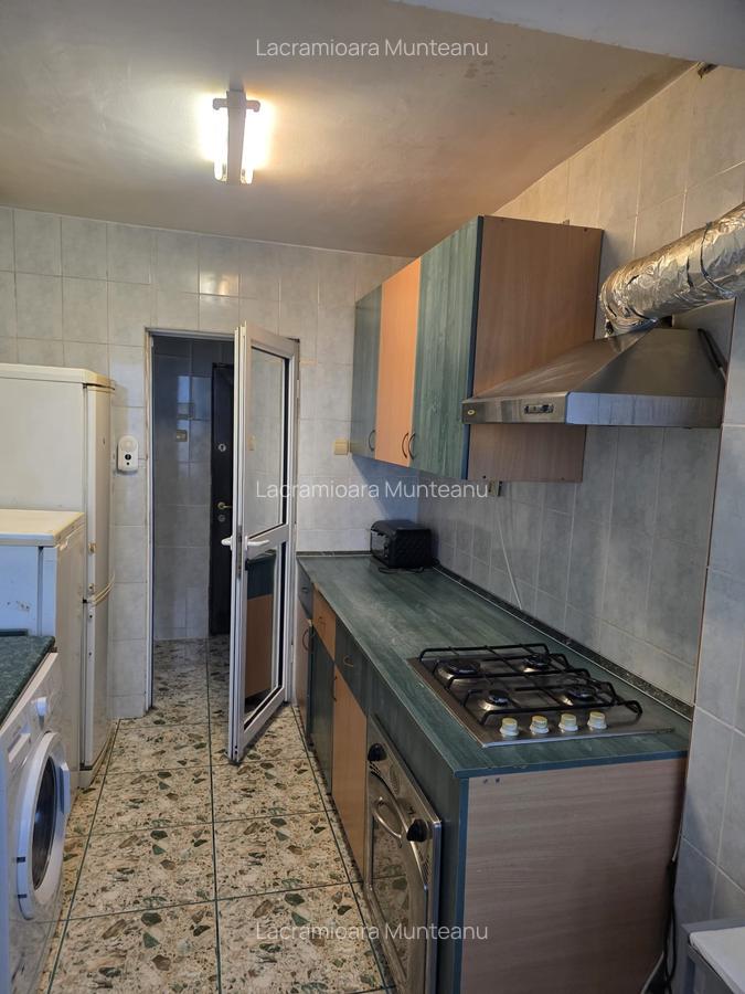 Iancului , 2 minute metrou - 11