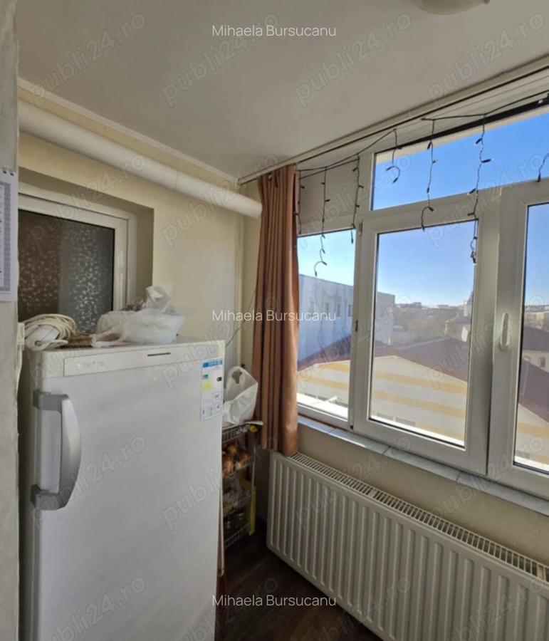 Se vinde apartament 3 camere - 3