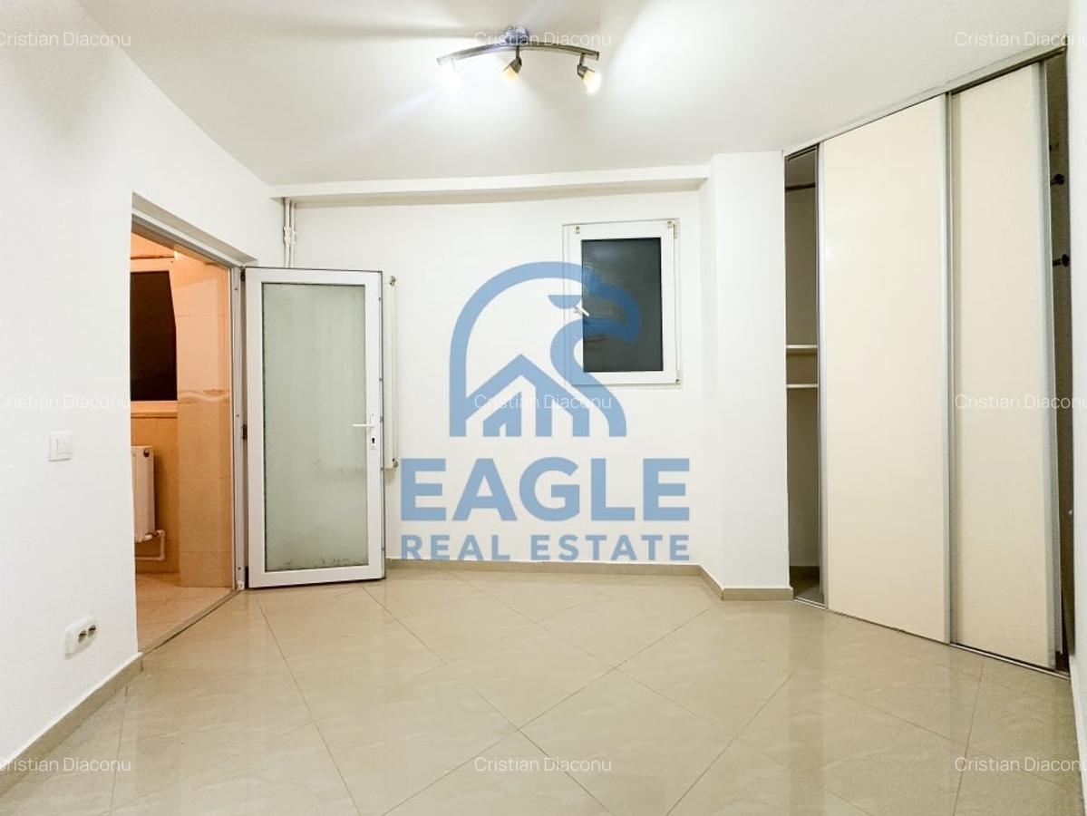 Tomis 3 - 3 Camere 2 Bai Renovat complet cu 2 Intrari Ideal Cabinet - 6