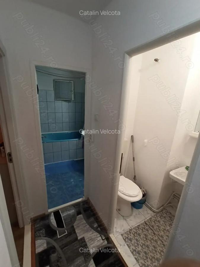 Apartament decomandat de vanzare etaj 1, 3 camere Re?i?a.Calea Timi?oarei. - 9