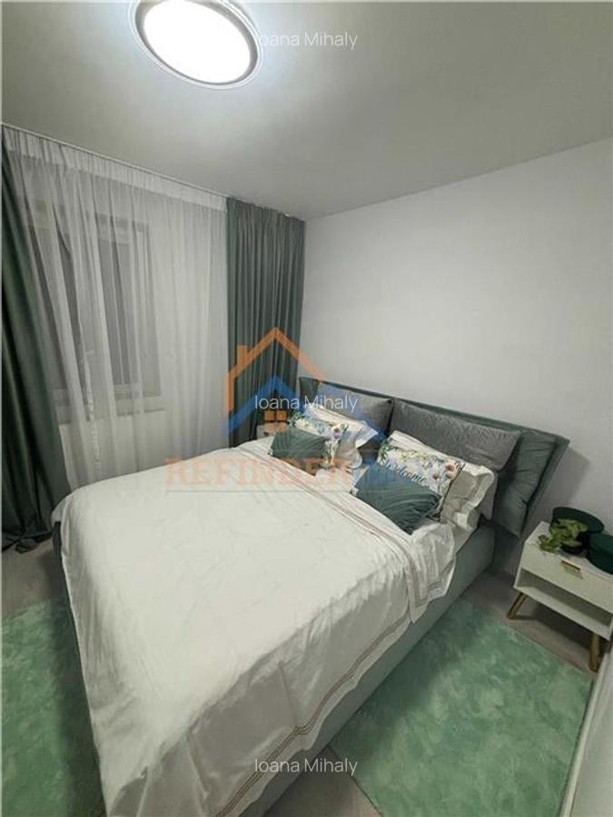 Apartament cu 3 camere semidecomandat, mobilat în Titan - 4