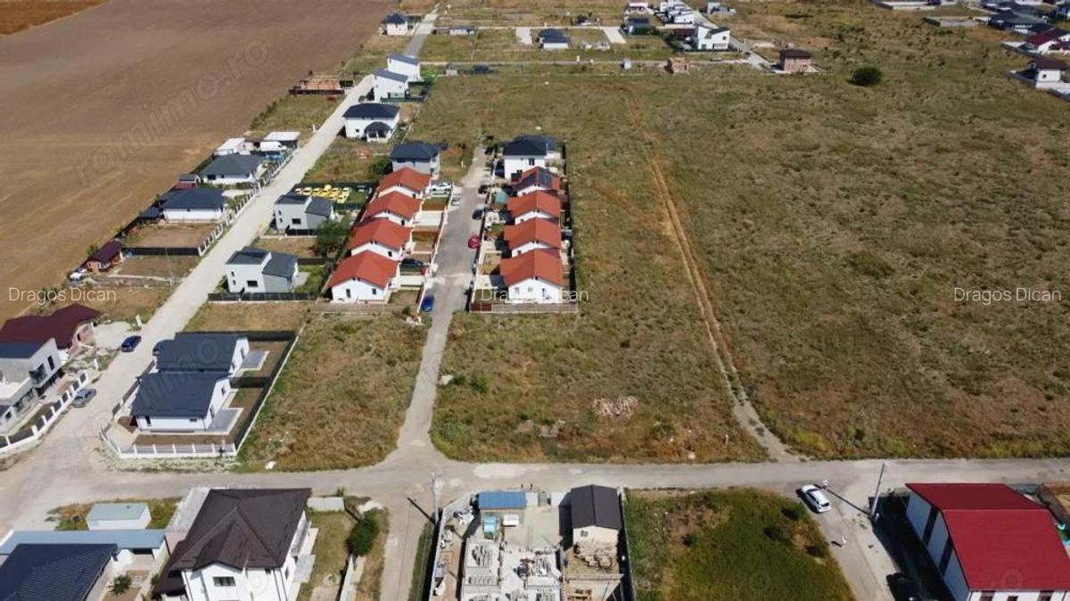 Teren Intravilan In Comuna Berceni | utilitati: curent | #UG5.1E - 5