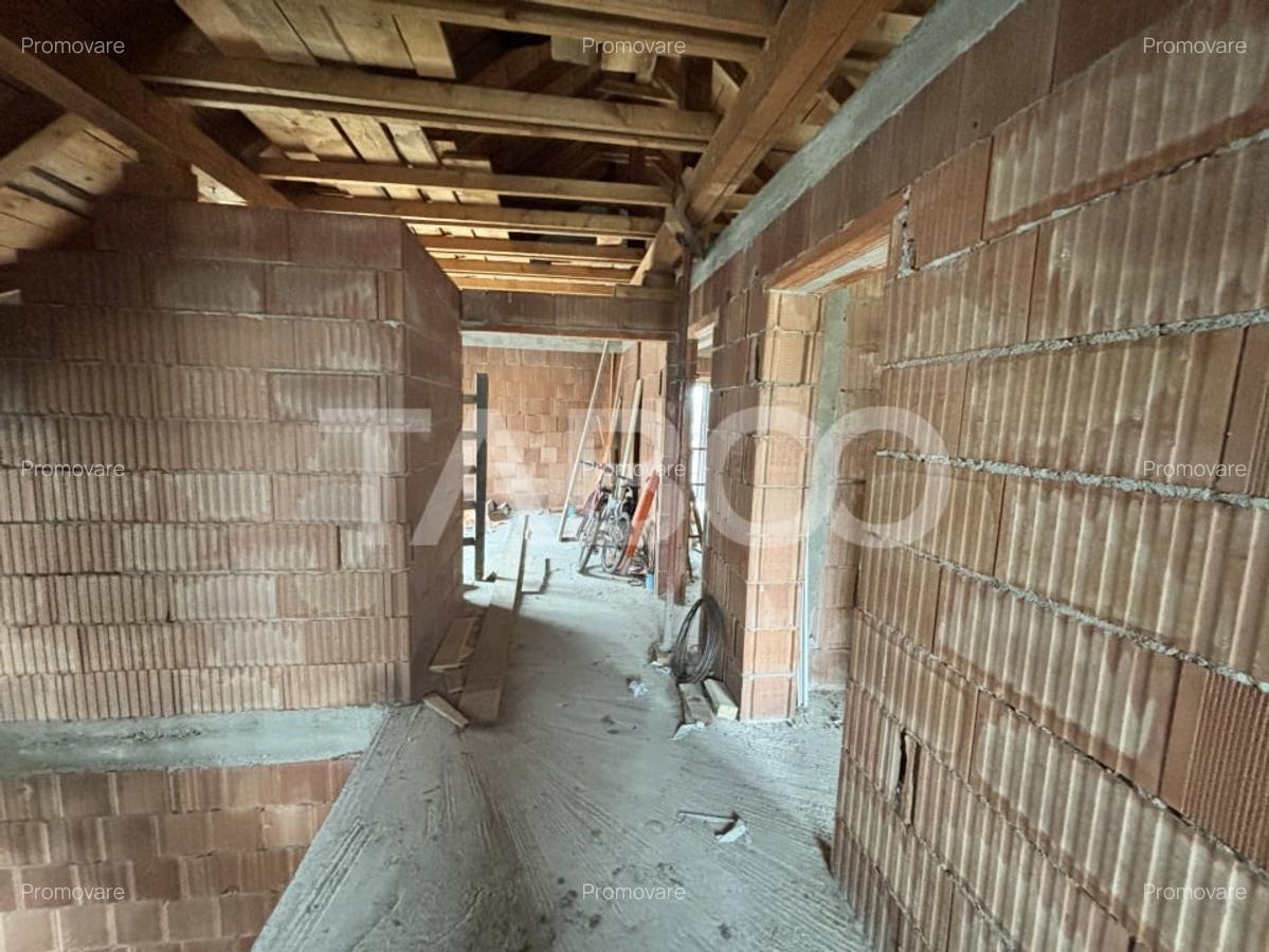 Casa individuala de vanzare zona deosebita in Sura Mare Sibiu - 4