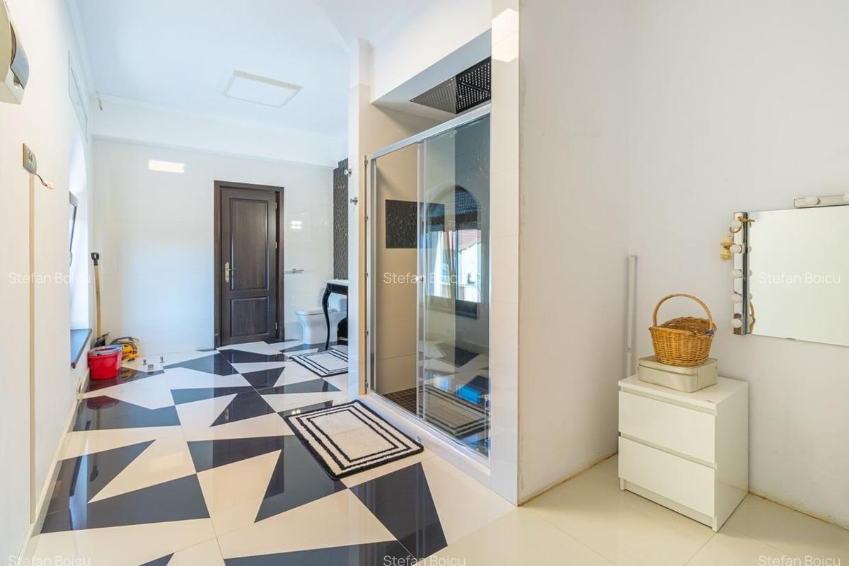 Vila cu piscina si garaj - 6 dormitoare - Pantelimon - 29