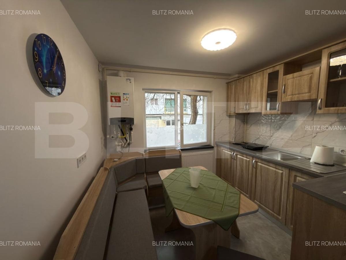 Apartament de vanzare, 52 mp, Micro 16 - Strada Aurora - 2