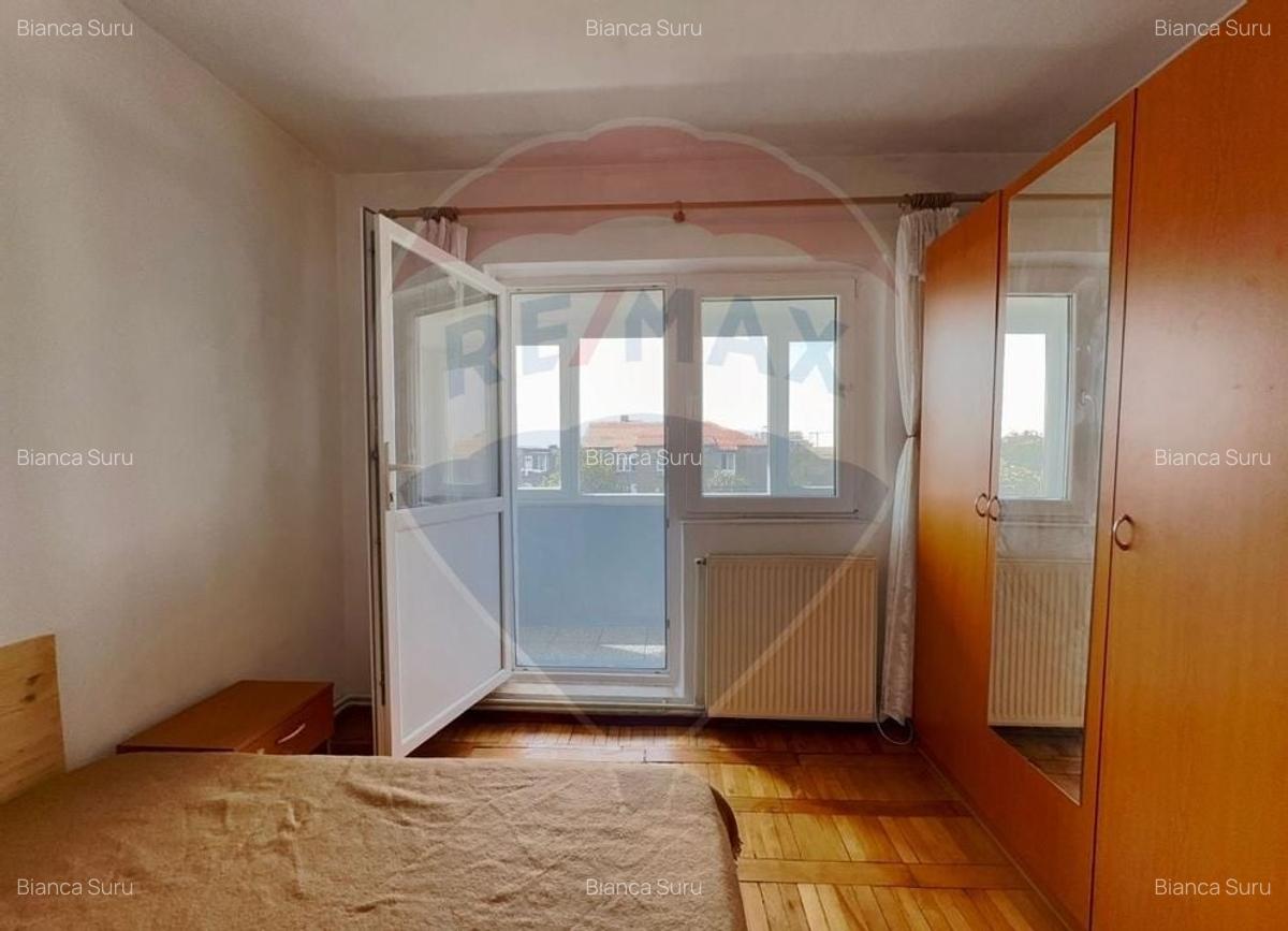 Apartament cu 3 camere de vanzare in zona Aradului - 6