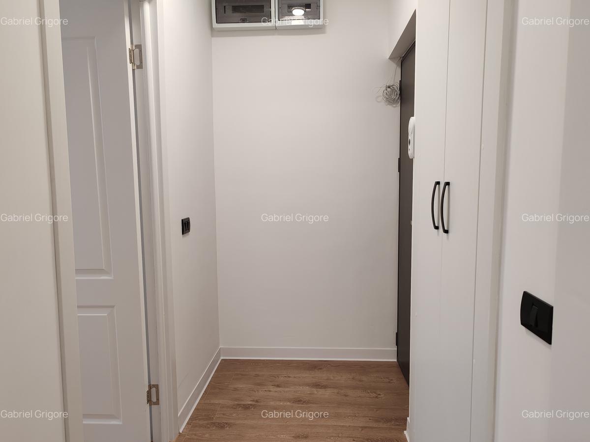 Apartament 2 camere liber la vanzare, recent renovat intrare Tractorul - 12