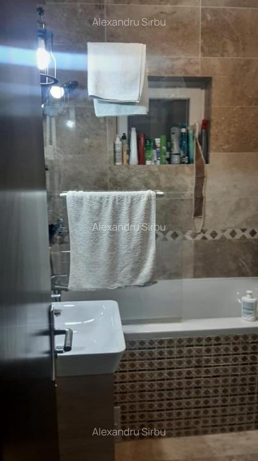 Universitate-Hristo Botev - 6