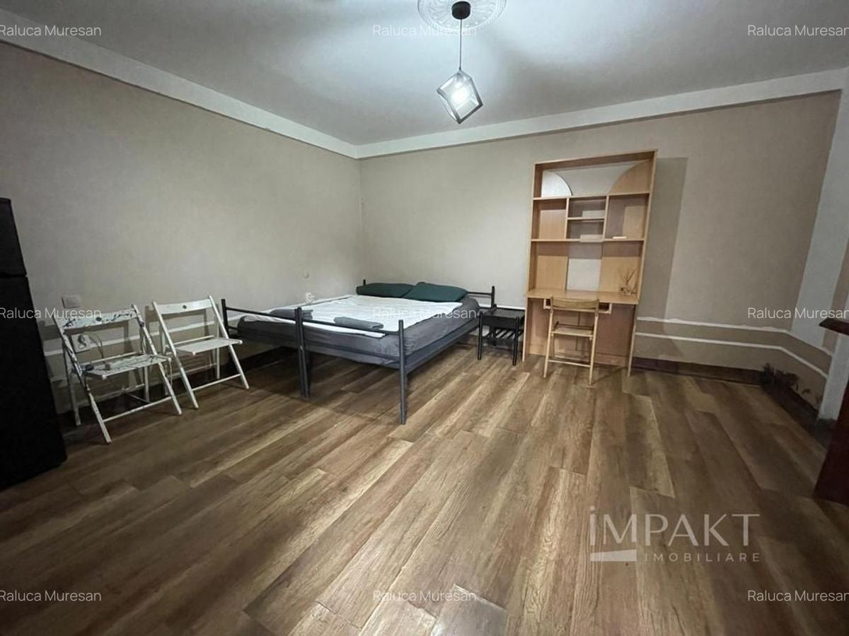 Clădire ultracentrală ideală pentru investitie! - 1