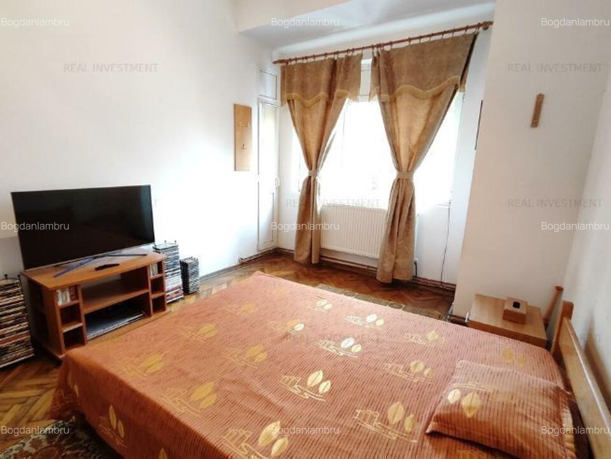 Casa 4 camere si terasa Centru - 3
