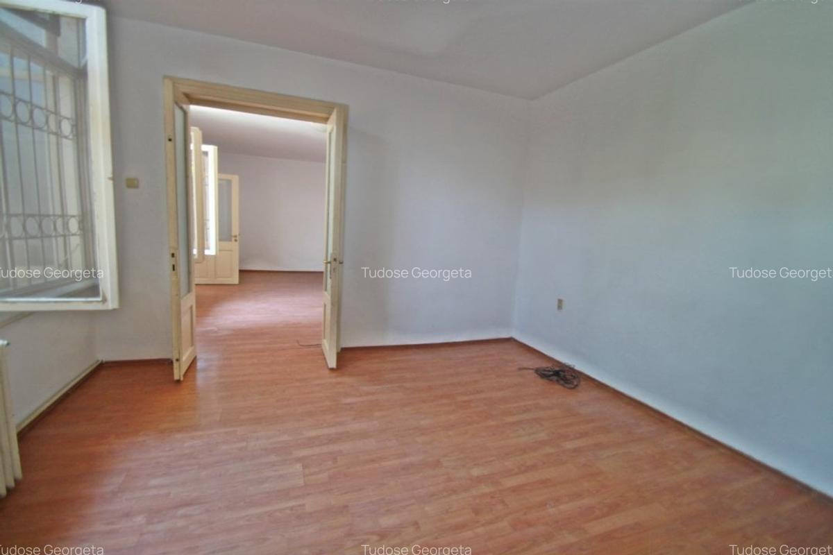 Casă cu 3 camere în Faleza Nord - 6