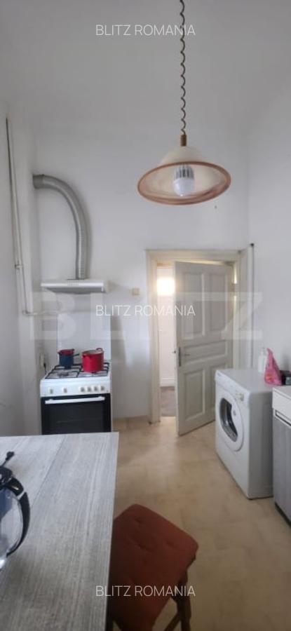 Casa 4 camere , teren 285 mp, zona semi-centrala - 15