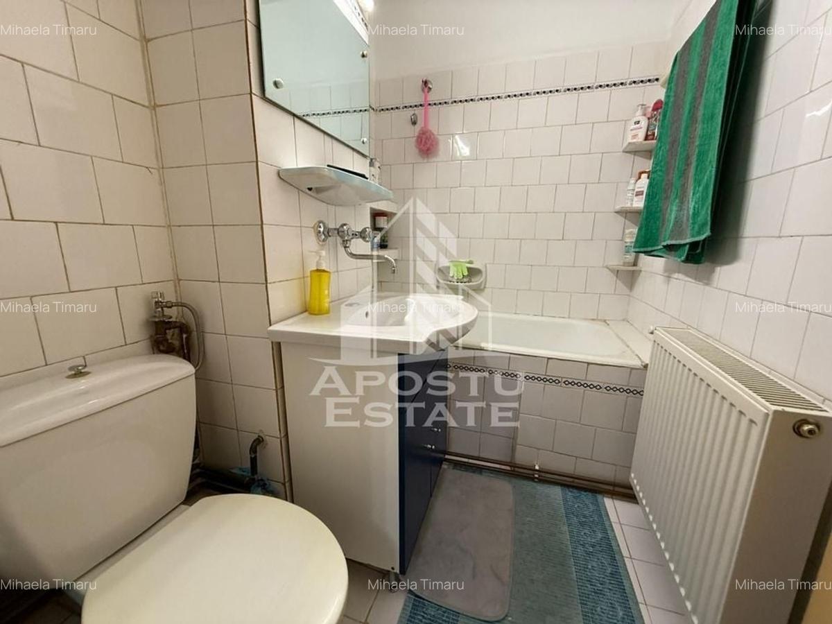 Apartament cu 3 camere, etajul 3, centrala proprie, zona Sagului - 7