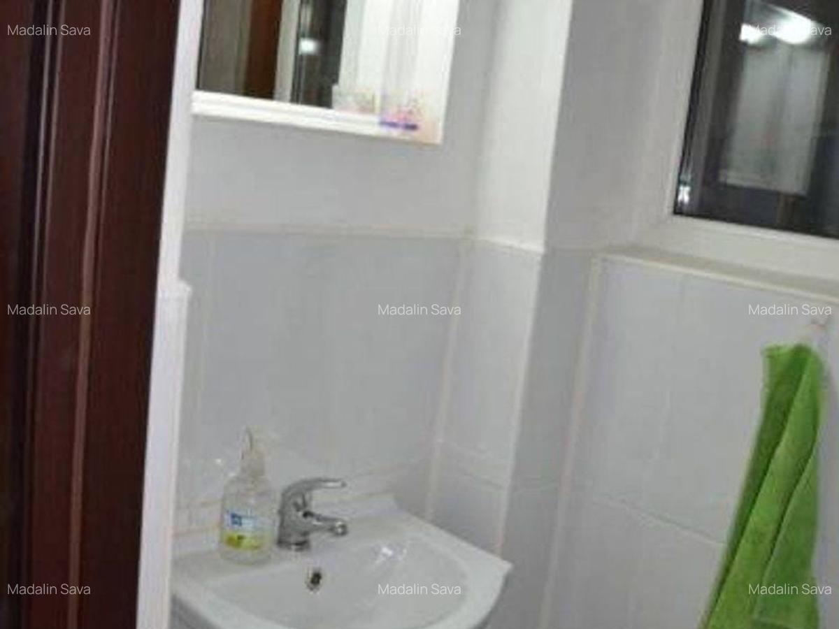 ARMENEASCA - UNIVERSITATE  - 6 camere stradal, locatie deosebita - 8