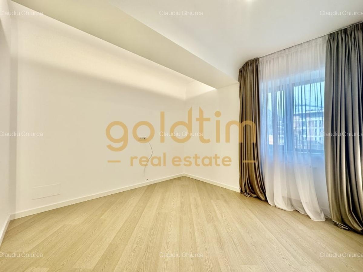 PIPERA/CORTINA NORTH/SPATII GENEROASE/SUPERB - 10