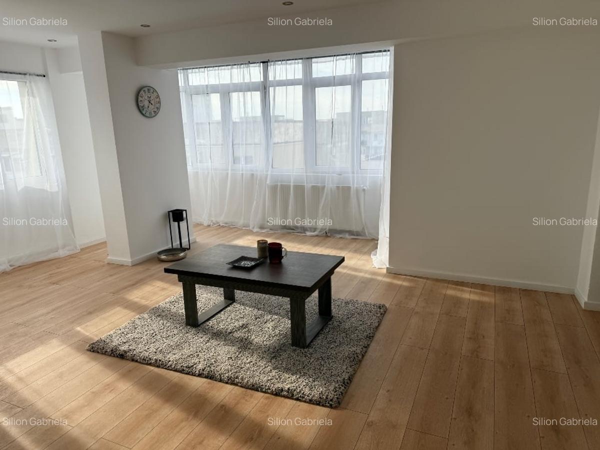 Garsonieră 41mp  renovată instalatii metrou piața Veteranilor călduroasă iarna - 1