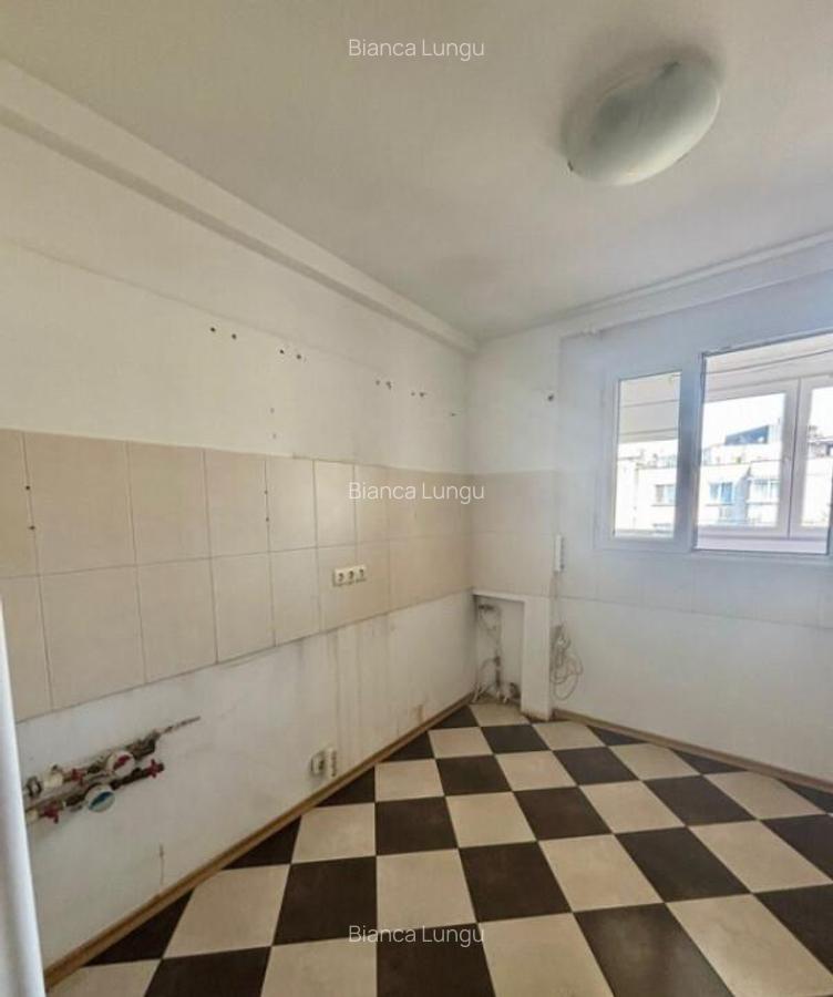 Apartament de 3 camere ( 500M Metrou )-Crangasi - 6