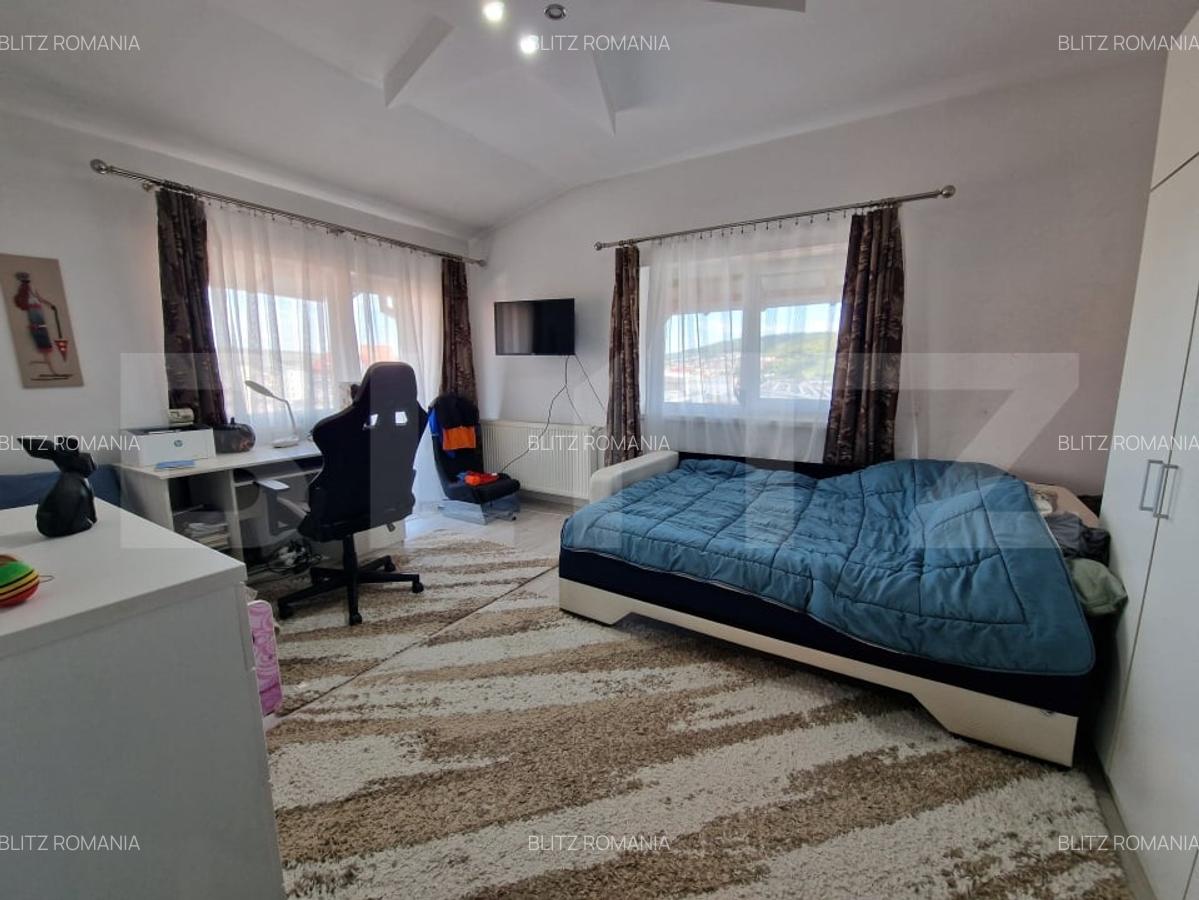 Apartament cu 2 dormitoare, 51 mp, 3 balcoane, parcare, central Floresti - 2 Apartament cu 2 dormitoare, 51 mp, 3 balcoane, parcare, central Floresti - 2