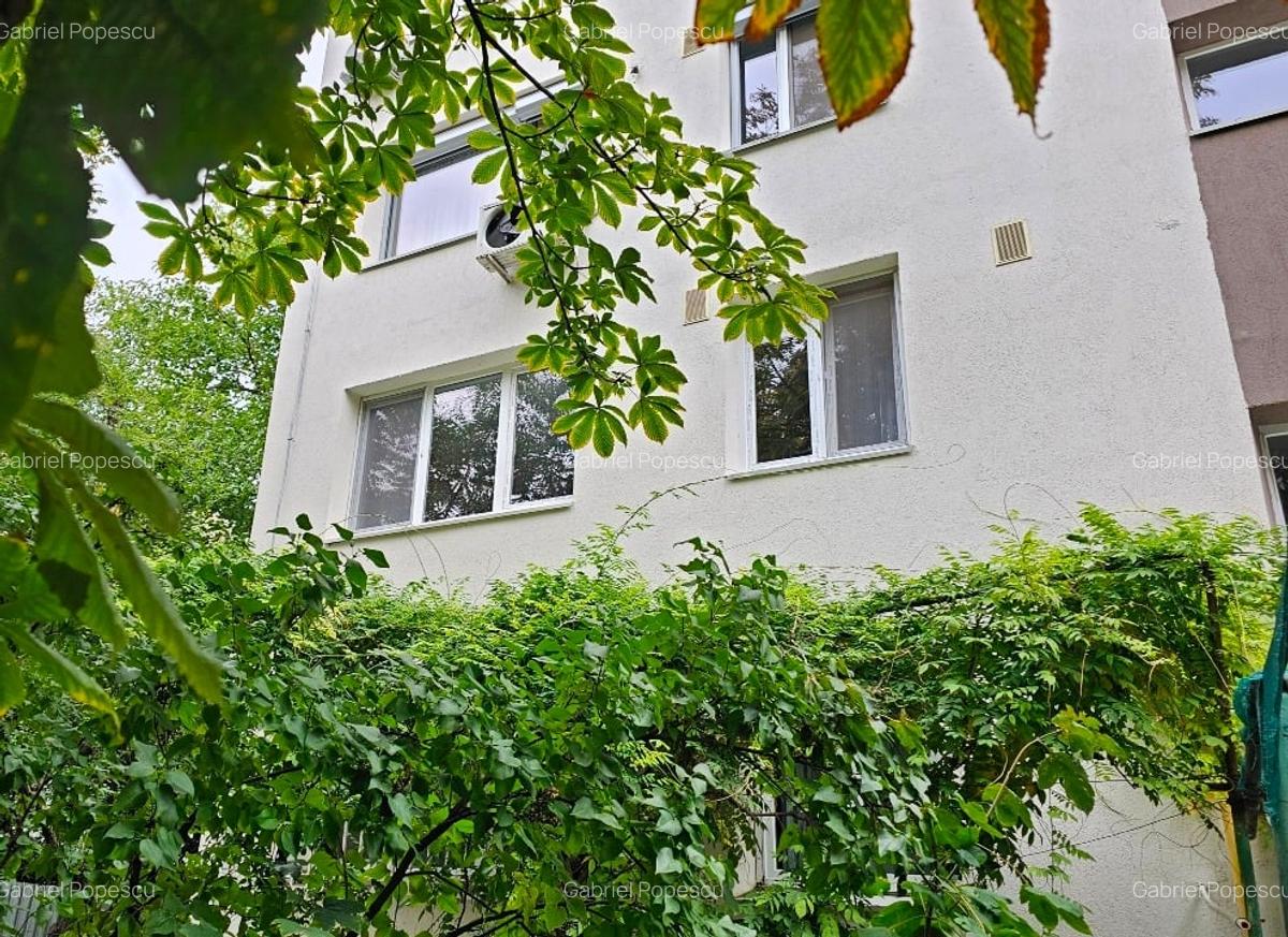 Proprietar vând apartament 3 camere dec. et. 1/4, Romancierilor, Drumul Taberei - 2