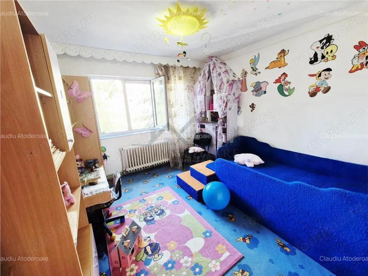 Apartament cu 4 camere de vanzare - 6 Apartament cu 4 camere de vanzare - 6