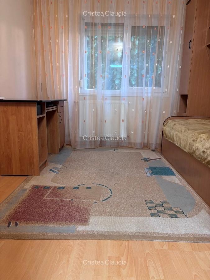Vând apartament 3 camere Nufarul Oradea - 8