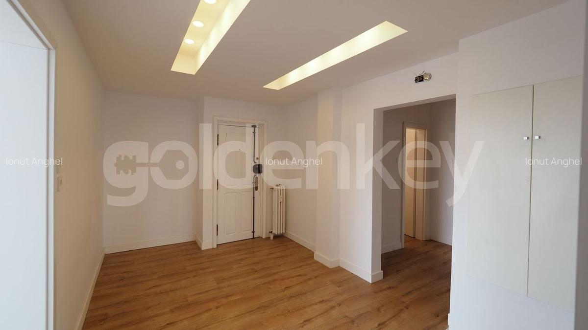Apartament cu 4 camere decomandat în Eminescu - 13