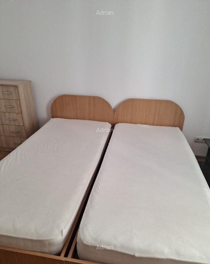 Ofer spre inchiriere garsoniera Zamca bloc 31 Suceava - 2