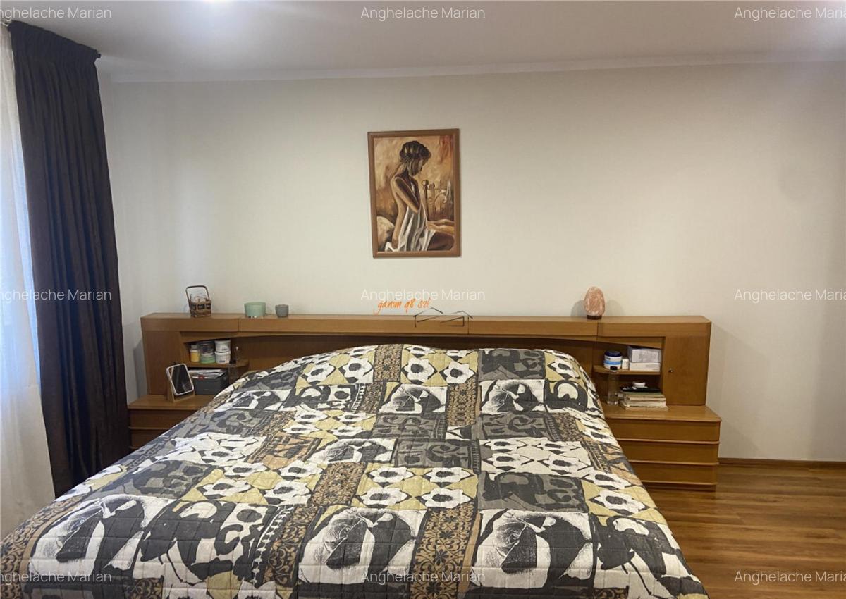 Casa de vanzate in Campineanca , parter etaj, 360 mp utili , - 4