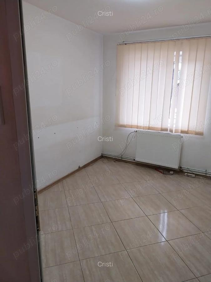 Apartament 3 camere, Parter, str Vasile Parvan, Barlad - 7