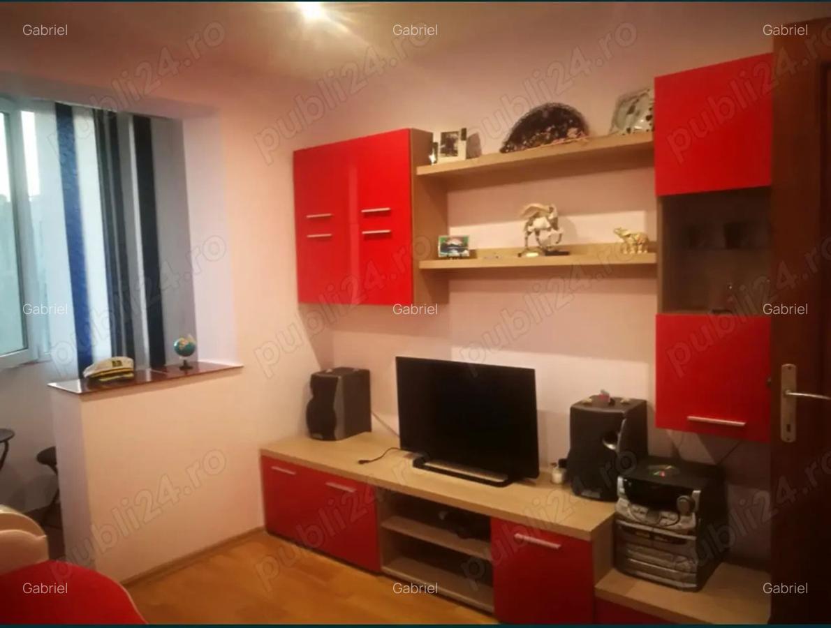 Inchiriez Apartament 2 Camere - 1