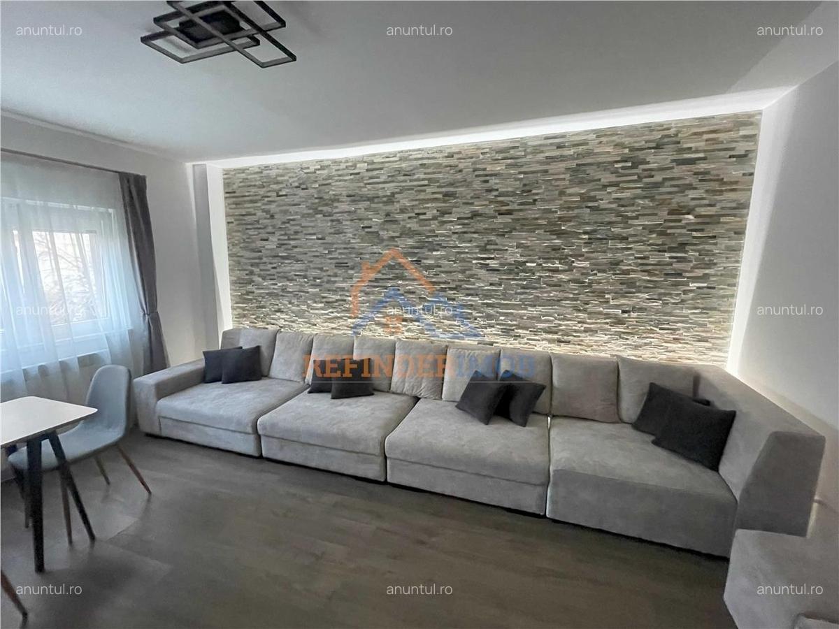 Sebastian, vanzare apartament cu 3 camere - 3