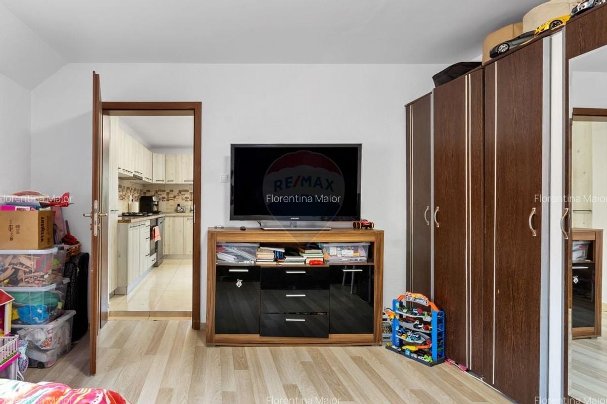 Apartament cu 3 camere la casa de vanzare in Bujac 0%Comision - 10