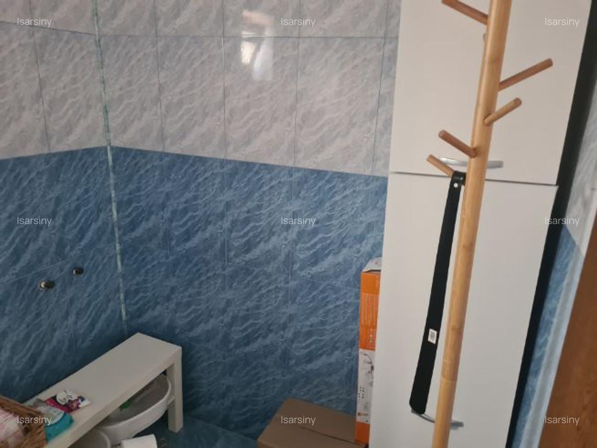 Inchiriez spatiu Birou - 10