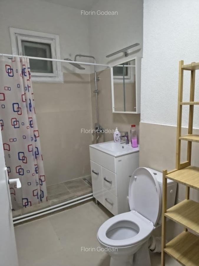 Inchiriez apartment langa piata Girocului - 1