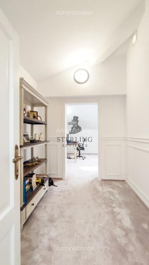 Vila restaurata in cel mai mic detaliu - zona centrala - 34