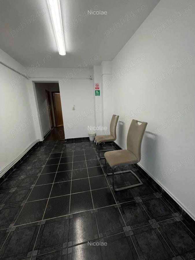 Inchiriez spatiu apartament parter, zona Orizont Bacau, acces separat din trotuar. - 2