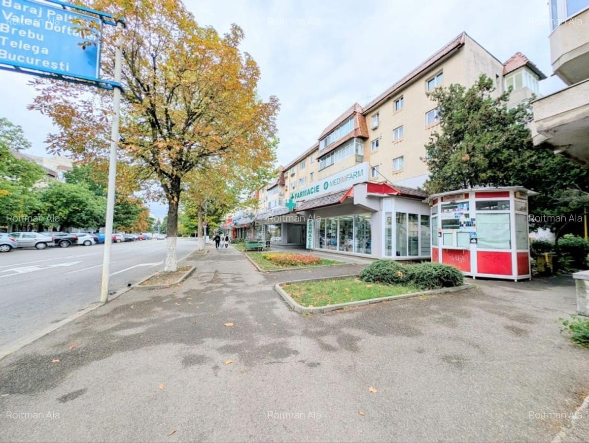 Spatiul Comercial Central Campina - 12 Spatiul Comercial Central Campina - 12