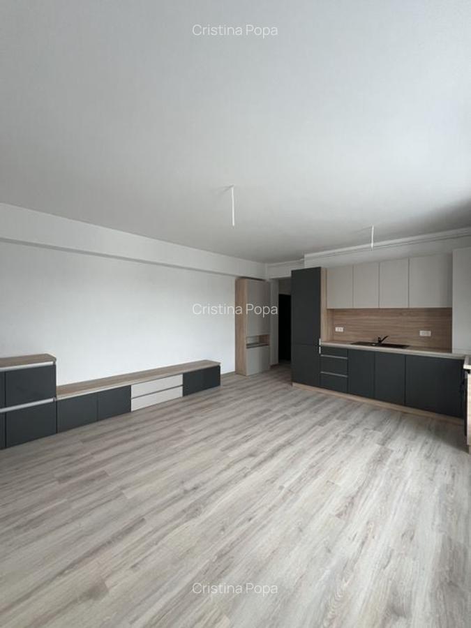 Apartament cu 2 camere decomandat în Lipovei - 2