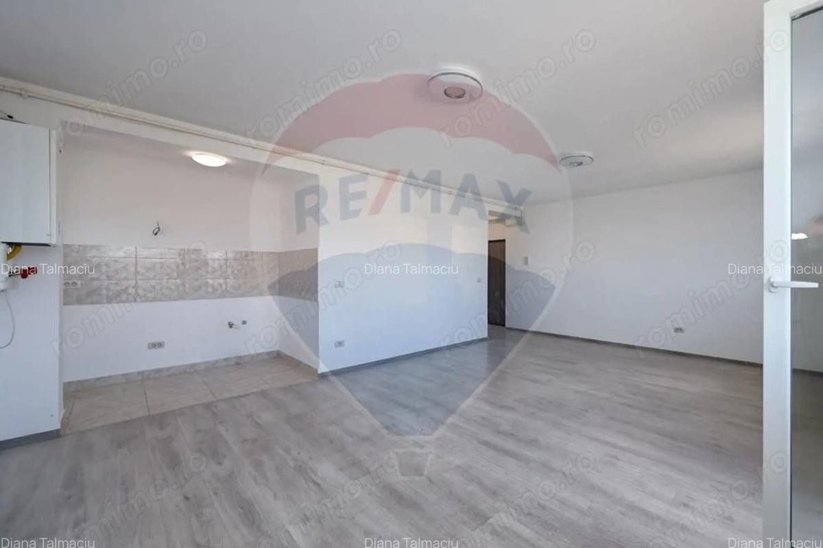 Garsoniera in zona Ghimbav Livada- Comision 0% - 5