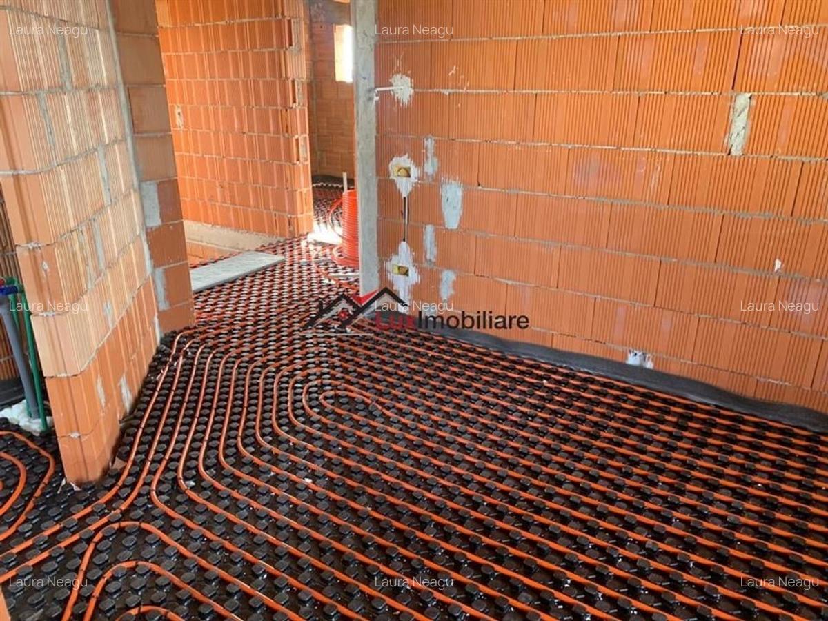 Casa 4 camere in Dezmir, suprafata utila 120 mp, curte libera 300 mp. - 19