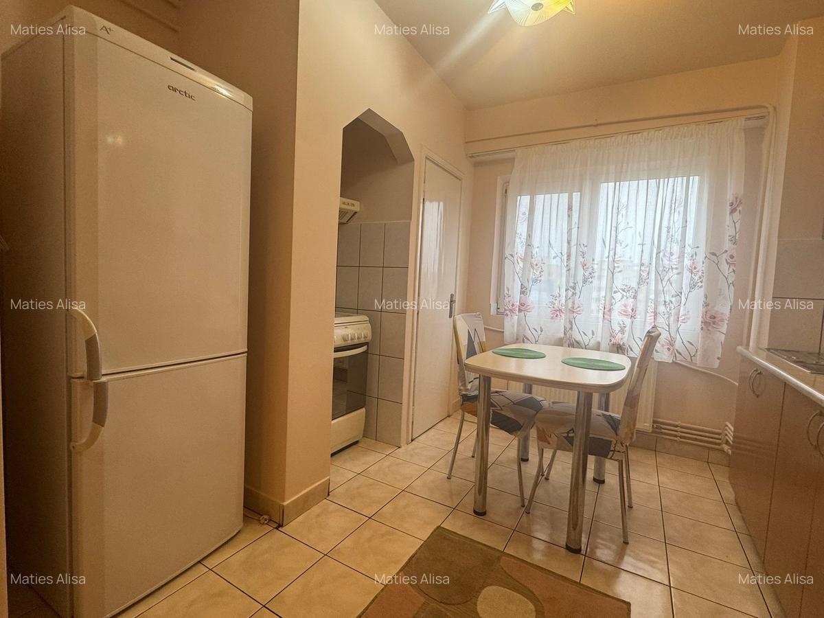 2 camere l centrala proprie l Simion Barnutiu - 2