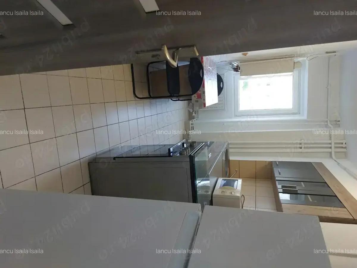 Pacurari inchiriez apartament 1 camera decomandat - 5