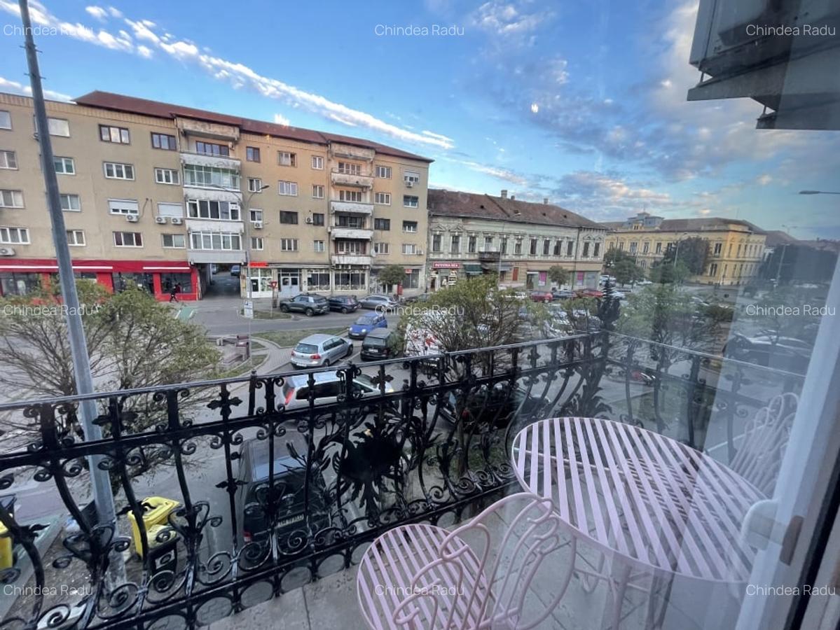 Apartament istoric in Piata Iosefin Amenajat pentru Booking/AirBnb - 9